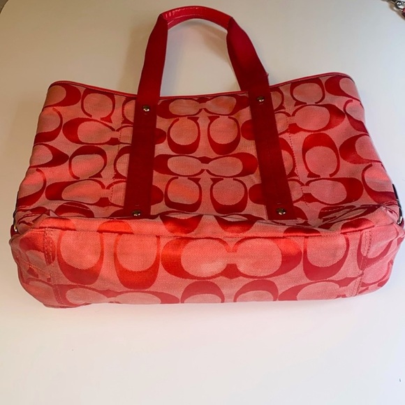 Coach Daisy Pink Tote Bag - Picture 3 of 10